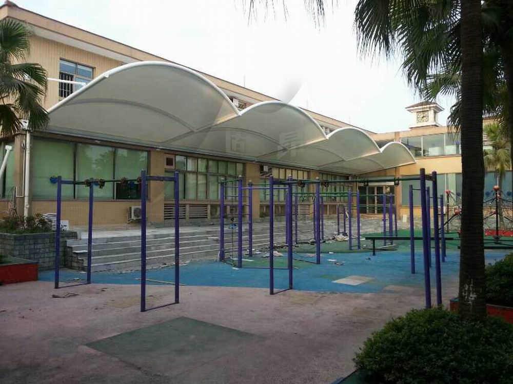 外国语学校膜结构雨棚